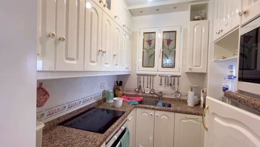 3 sovrum Takvåning till salu i Los Cristianos med pool garage - 715 000 € (Ref: 9357345)