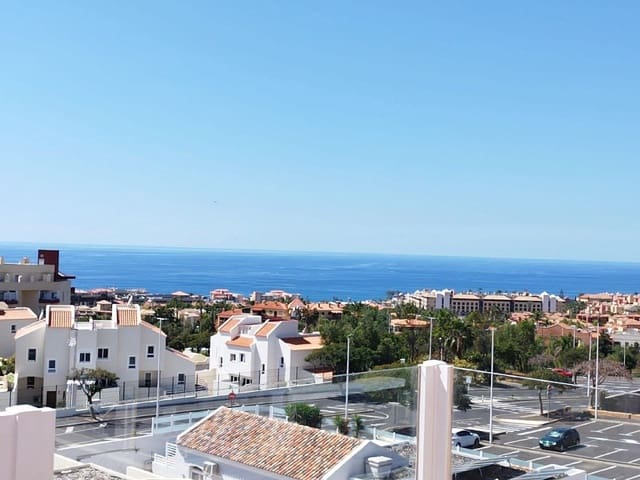 5 soveværelse Villa til salg i Adeje med swimmingpool garage - € 1.500.000 (Ref: 9357346)