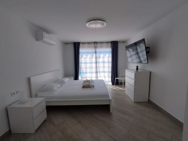 5 soveværelse Villa til salg i Adeje med swimmingpool garage - € 1.500.000 (Ref: 9357346)