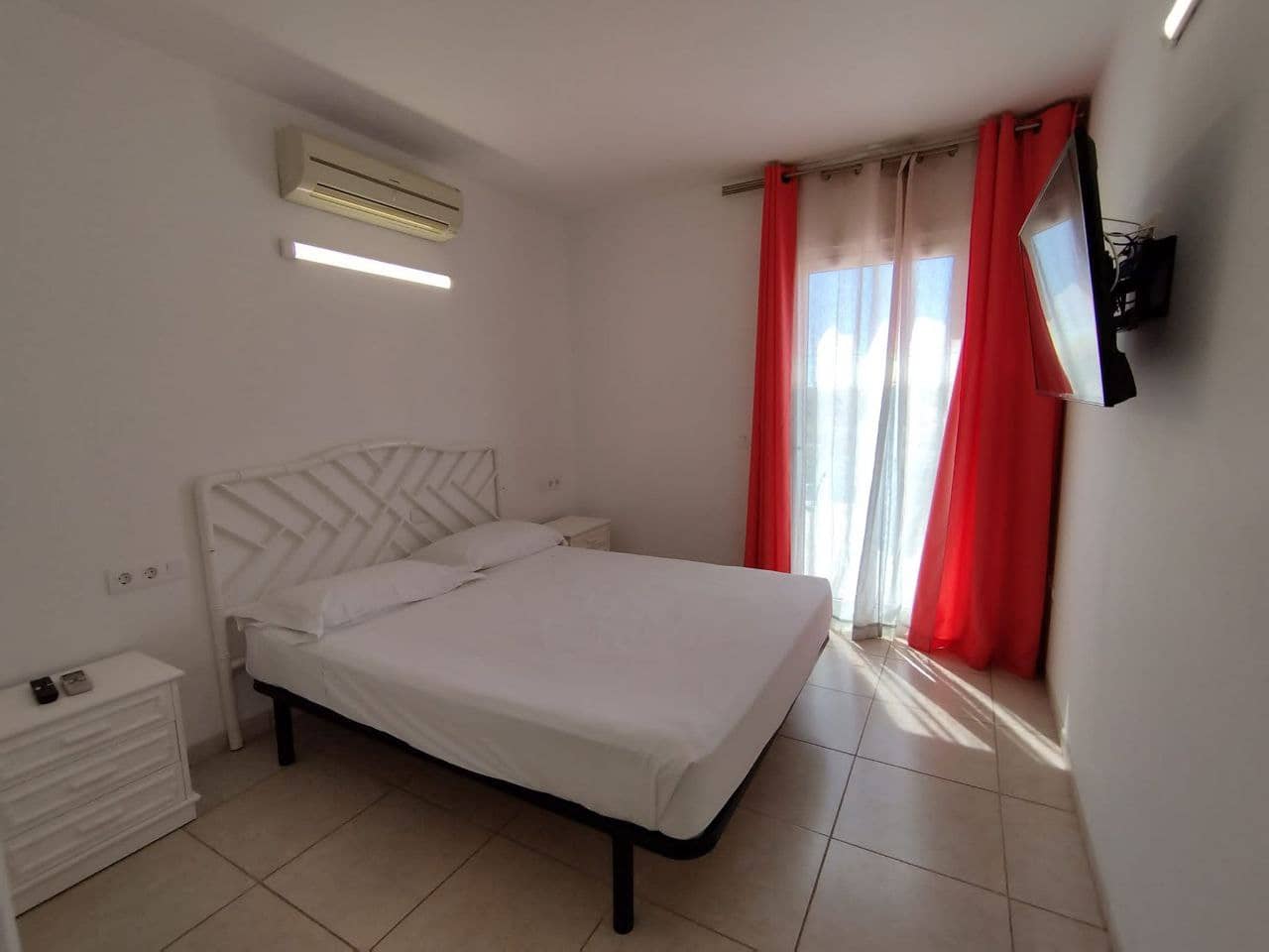 5 soveværelse Villa til salg i Adeje med swimmingpool garage - € 1.500.000 (Ref: 9357346)