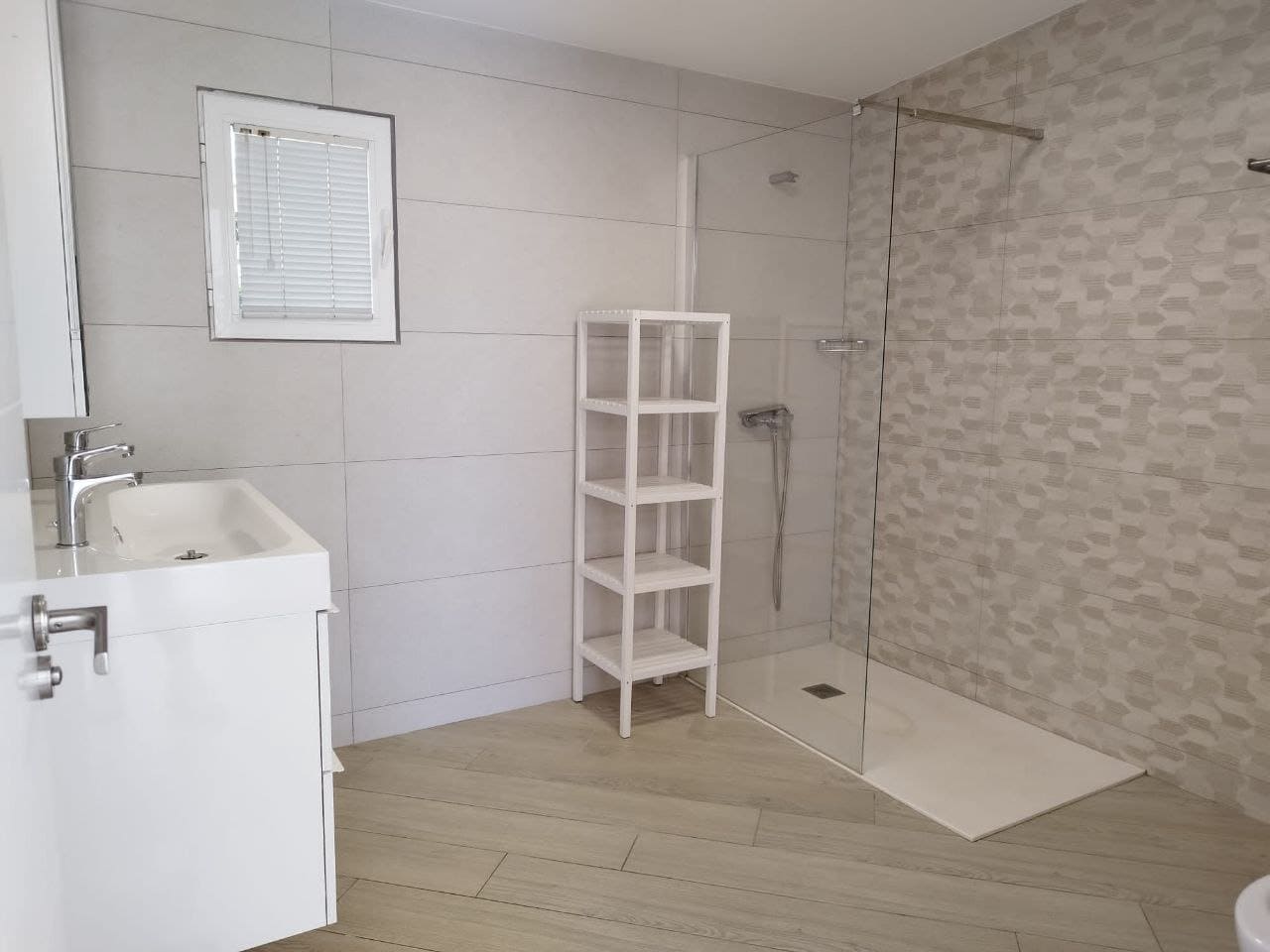 5 soveværelse Villa til salg i Adeje med swimmingpool garage - € 1.500.000 (Ref: 9357346)