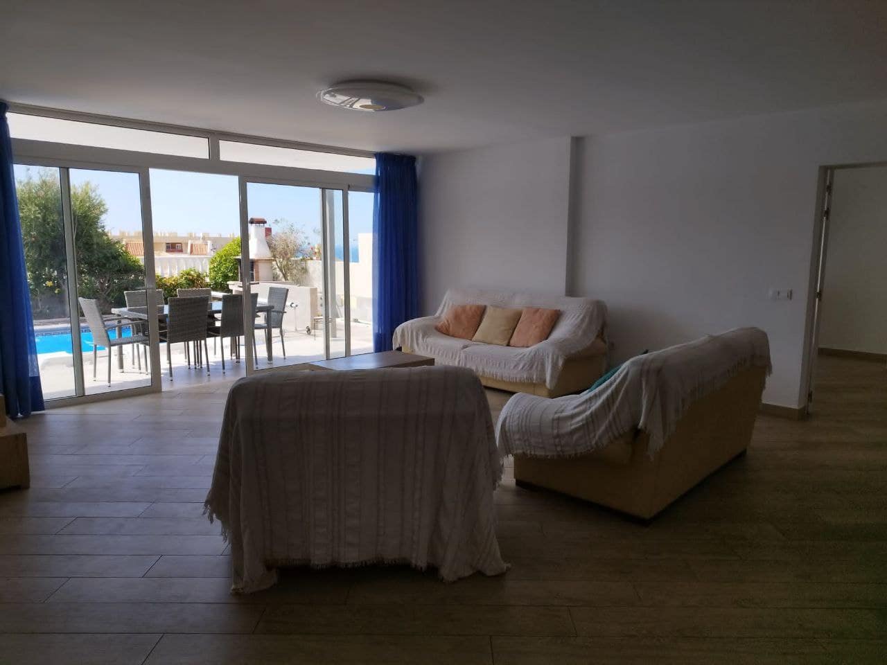 5 soveværelse Villa til salg i Adeje med swimmingpool garage - € 1.500.000 (Ref: 9357346)