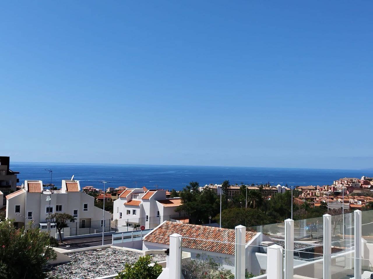 5 soveværelse Villa til salg i Adeje med swimmingpool garage - € 1.500.000 (Ref: 9357346)