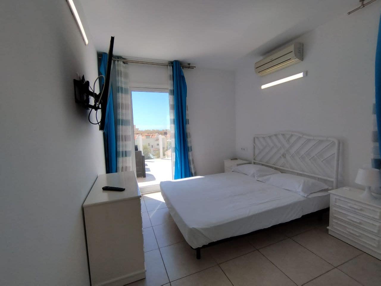 5 soveværelse Villa til salg i Adeje med swimmingpool garage - € 1.500.000 (Ref: 9357346)