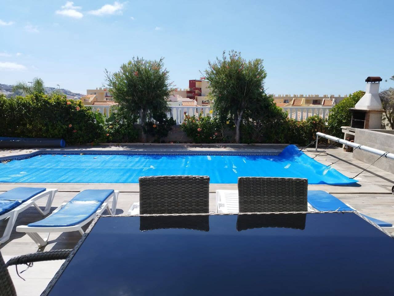 5 soveværelse Villa til salg i Adeje med swimmingpool garage - € 1.500.000 (Ref: 9357346)