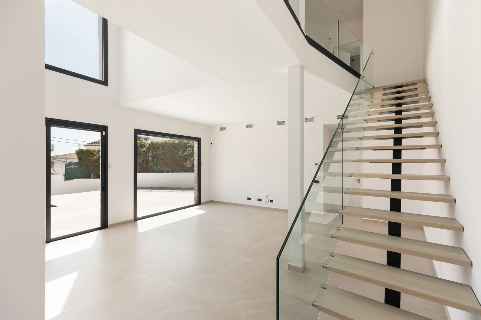 Casa de 4 habitaciones en Calafell en venta con piscina - 780.000 € (Ref: 10059077)