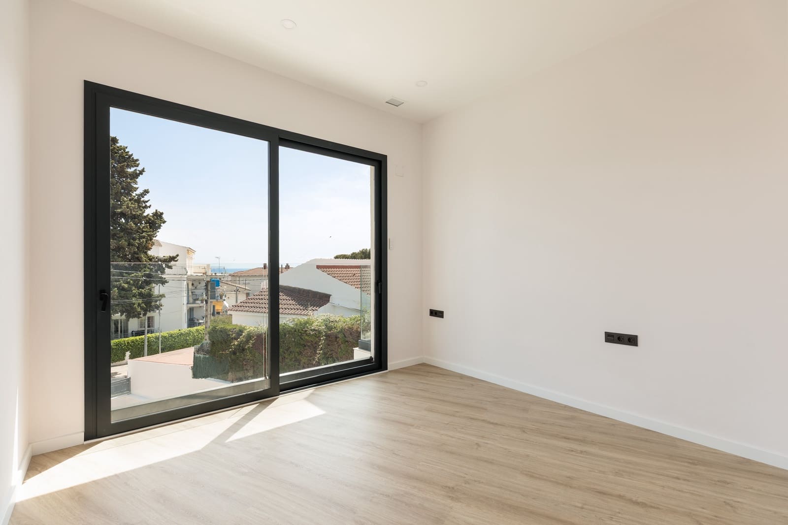 Casa de 4 habitaciones en Calafell en venta con piscina - 780.000 € (Ref: 10059077)