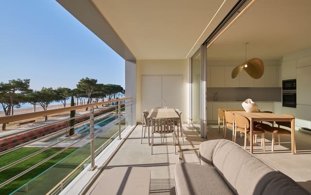 2 soveværelse Lejlighed til salg i Castell-Platja d'Aro med swimmingpool garage - € 990.000 (Ref: 10059444)