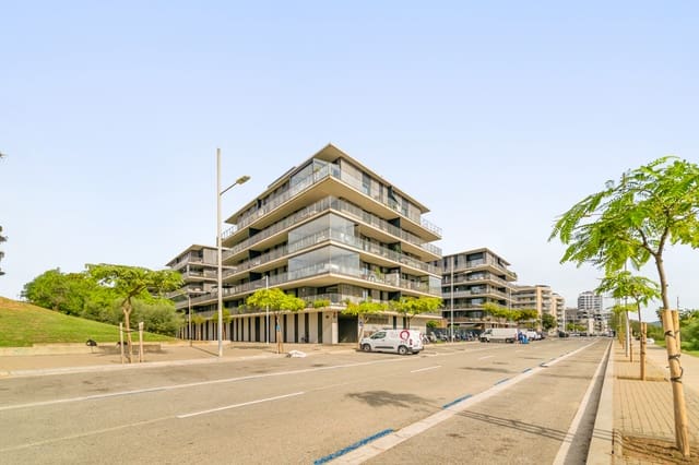 3 quarto Apartamento para venda em Badalona com piscina garagem - 715 000 € (Ref: 10153642)