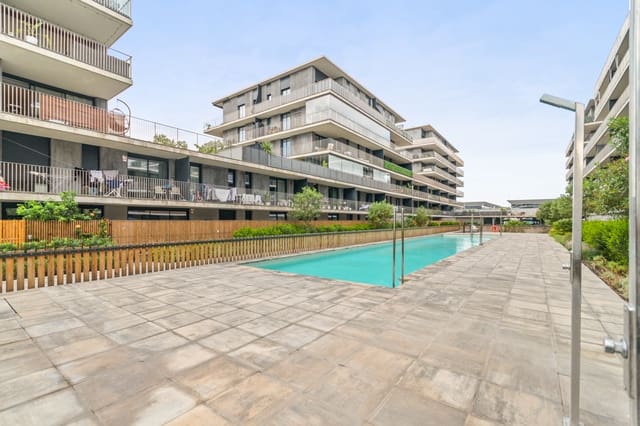 3 quarto Apartamento para venda em Badalona com piscina garagem - 715 000 € (Ref: 10153642)
