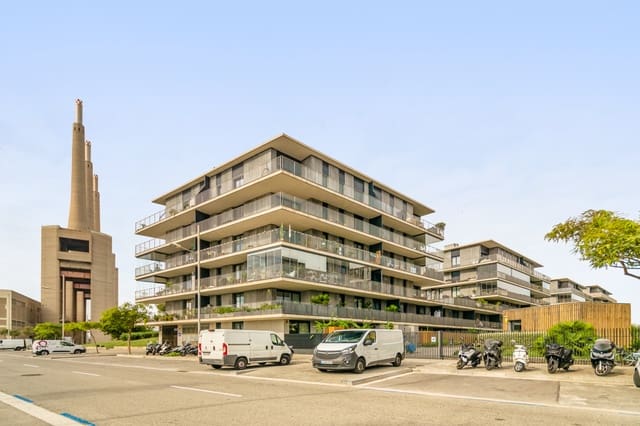 3 quarto Apartamento para venda em Badalona com piscina garagem - 715 000 € (Ref: 10153642)