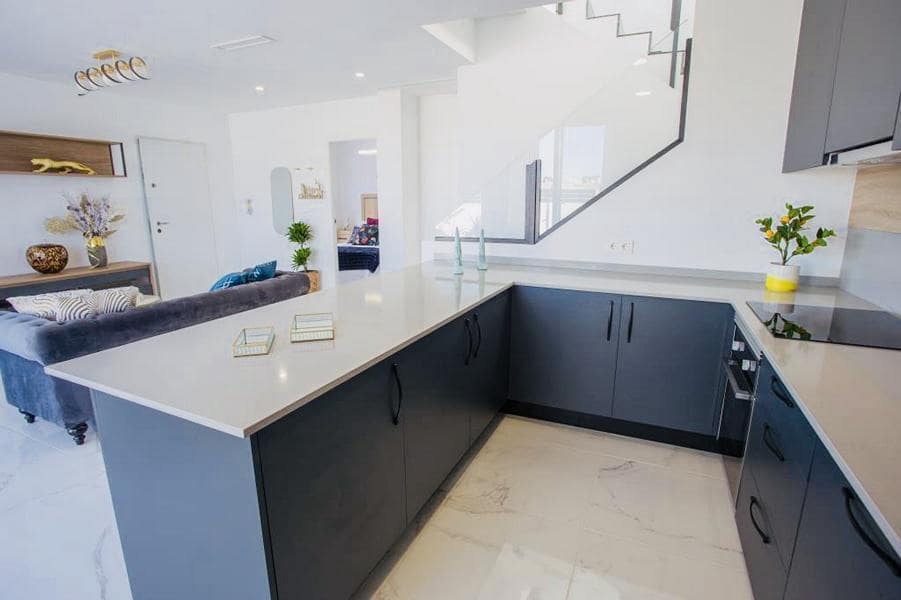 3 bedroom Villa for sale in Los Montesinos with pool - € 332,900 (Ref: 6000243)