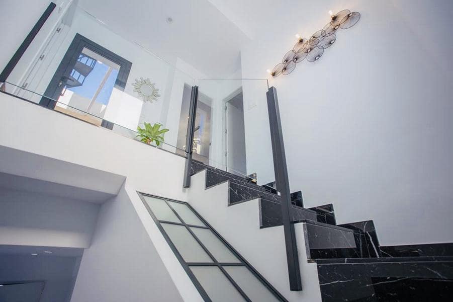 3 bedroom Villa for sale in Los Montesinos with pool - € 332,900 (Ref: 6000243)