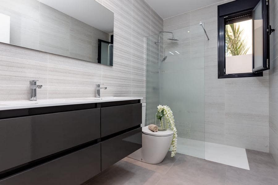 3 bedroom Villa for sale in Pilar de la Horadada with pool - € 410,000 (Ref: 6000285)