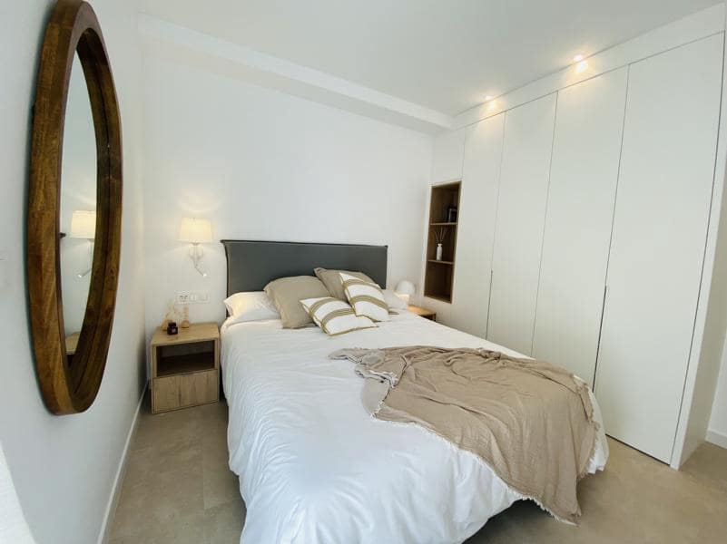 2 bedroom Apartment for sale in Pilar de la Horadada - € 264,900 (Ref: 9270504)