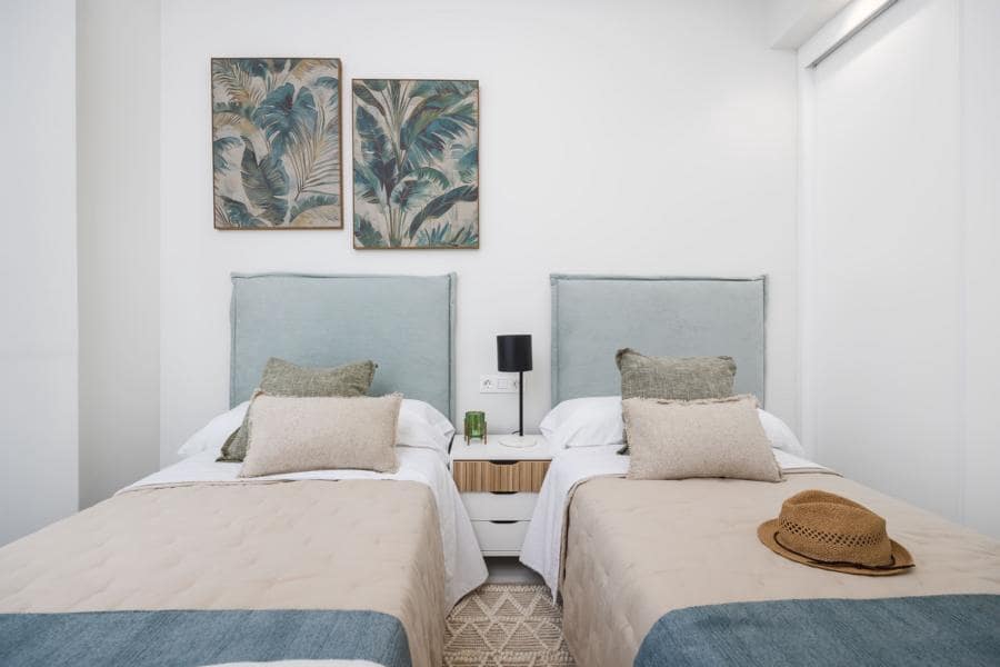 2 bedroom Apartment for sale in San Miguel de Salinas - € 219,000 (Ref: 9308753)