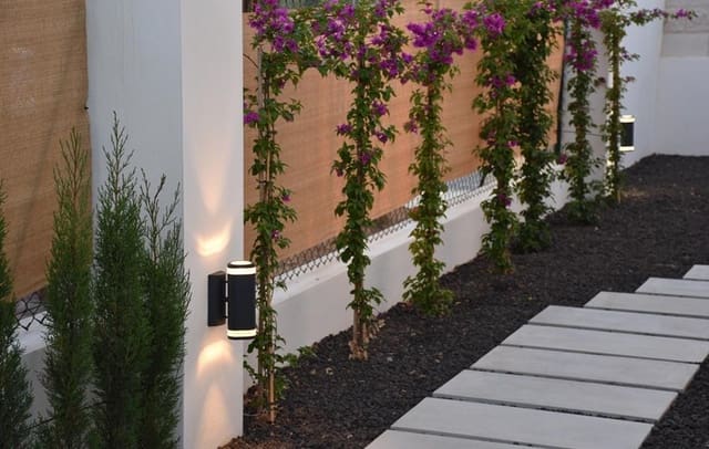 Chalet de 3 habitaciones en Benijófar en venta con piscina - 520.000 € (Ref: 9308755)