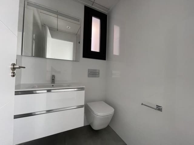 Chalet de 3 habitaciones en Pilar de la Horadada ciudad, Pilar de la Horadada en venta con piscina - 485.000 € (Ref: 9308766)