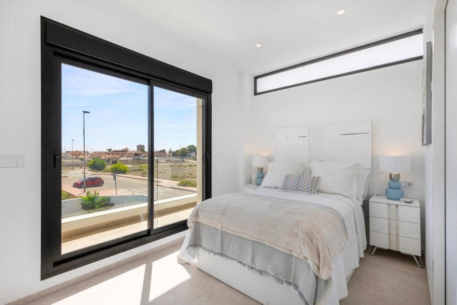 3 soverom Villa til salgs i Santiago de la Ribera med svømmebasseng - € 475 000 (Ref: 9308767)