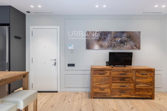 2 soverom Leilighet til salgs i El Barri Gòtic, Barcelona by - € 499 000 (Ref: 10042217)