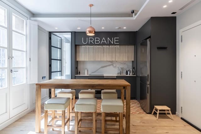 2 soverom Leilighet til salgs i El Barri Gòtic, Barcelona by - € 499 000 (Ref: 10042217)