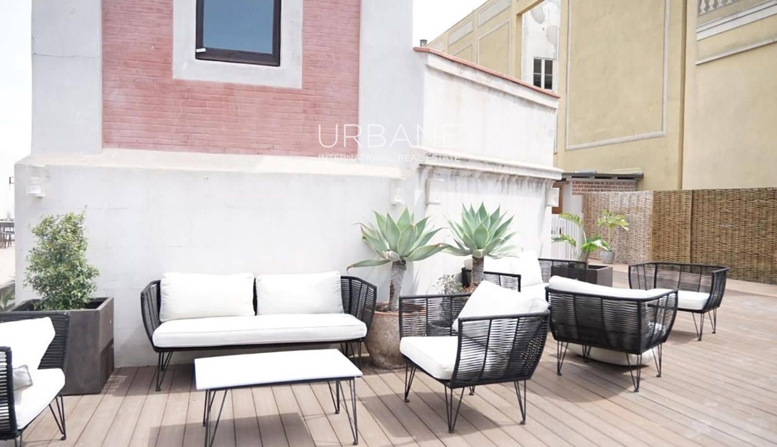 Ático de 3 habitaciones en Barcelona ciudad en venta con piscina - 935.000 € (Ref: 10060637)