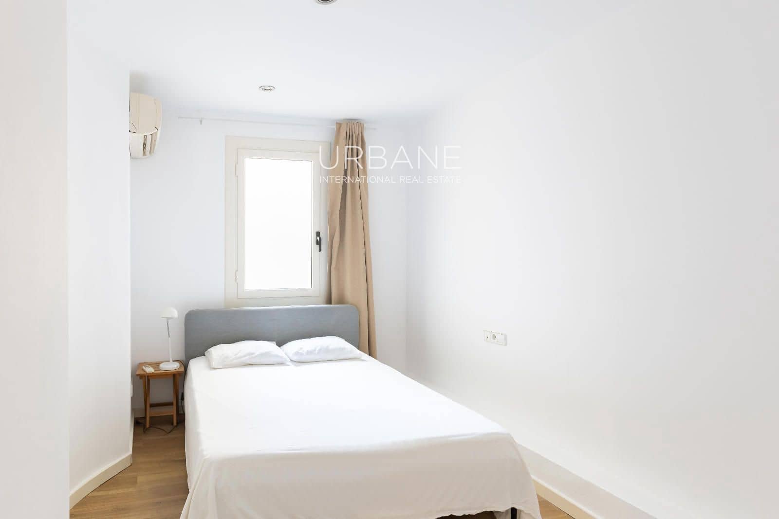 1 sovrum Takvåning till salu i Barcelona stad - 240 000 € (Ref: 10077261)