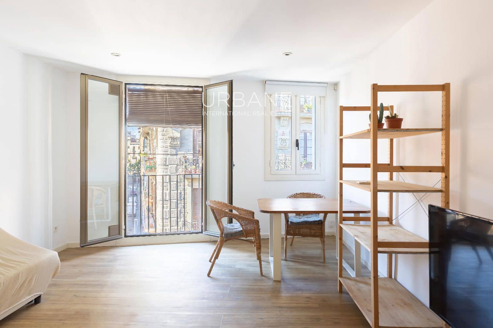 1 sovrum Takvåning till salu i Barcelona stad - 240 000 € (Ref: 10077261)