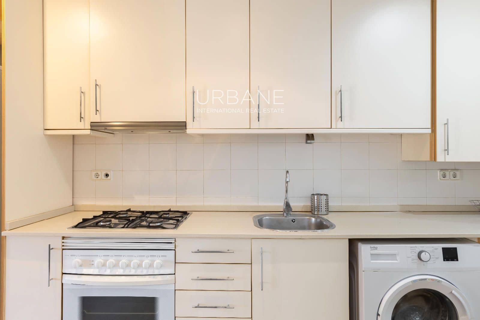 1 sovrum Takvåning till salu i Barcelona stad - 240 000 € (Ref: 10077261)