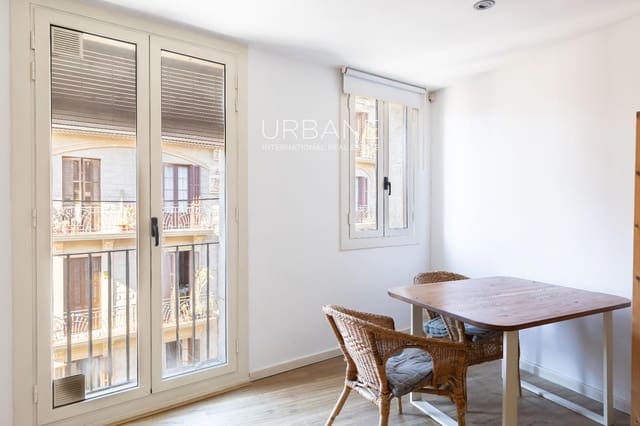 1 sovrum Takvåning till salu i El Raval, Barcelona stad - 240 000 € (Ref: 10077261)
