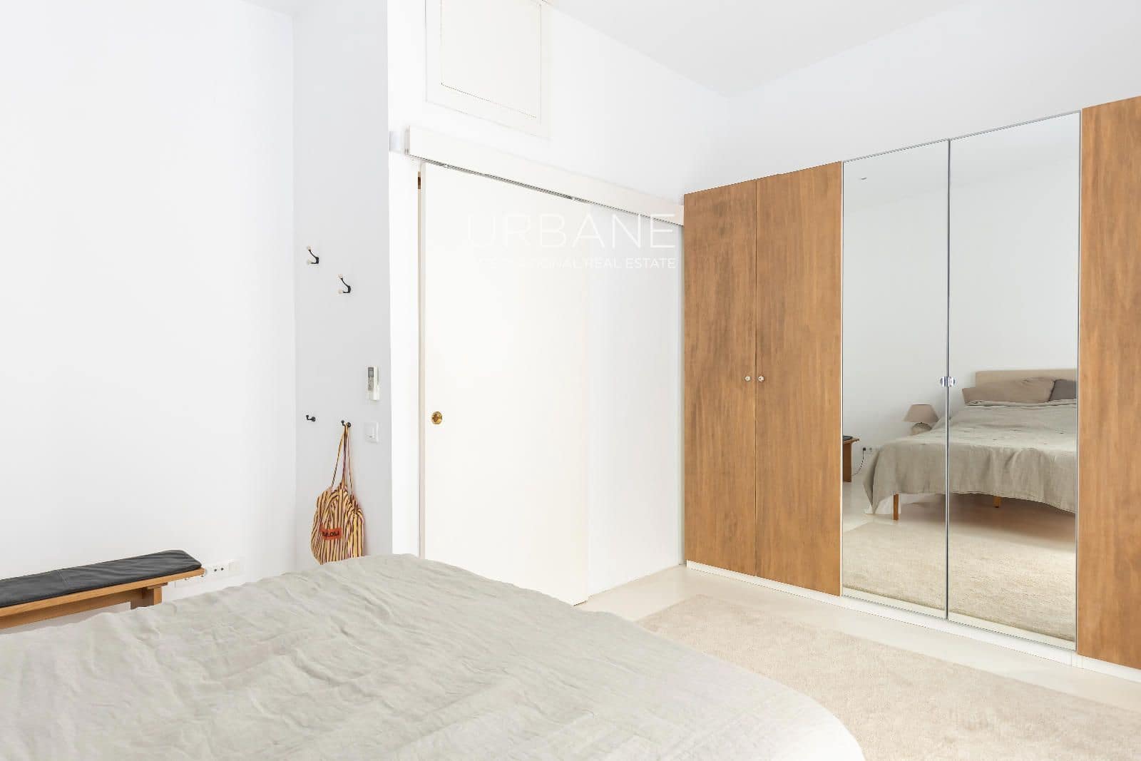 2 soveværelse Penthouse til salg i Barcelona by - € 650.000 (Ref: 10077262)