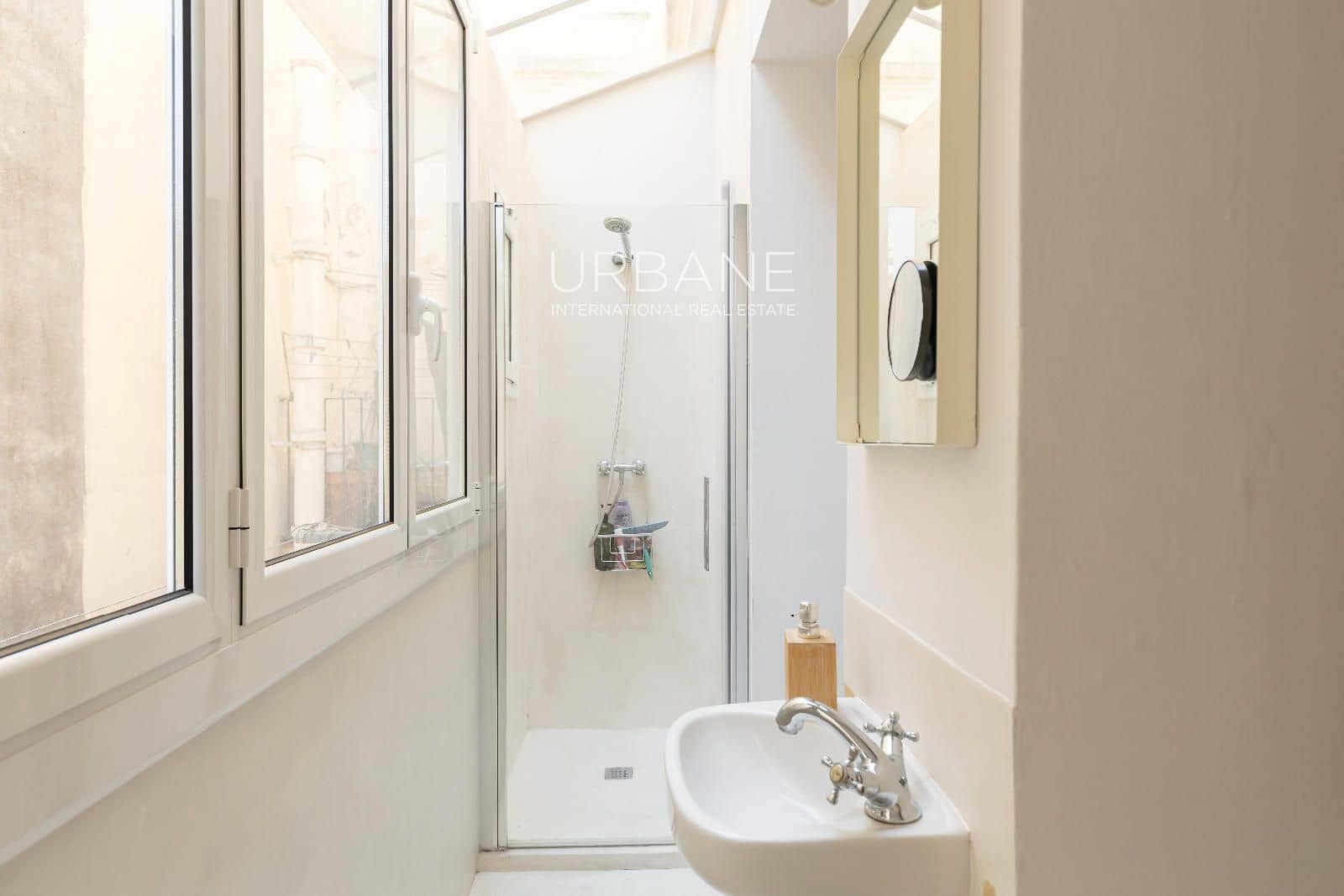 2 soveværelse Penthouse til salg i Barcelona by - € 650.000 (Ref: 10077262)