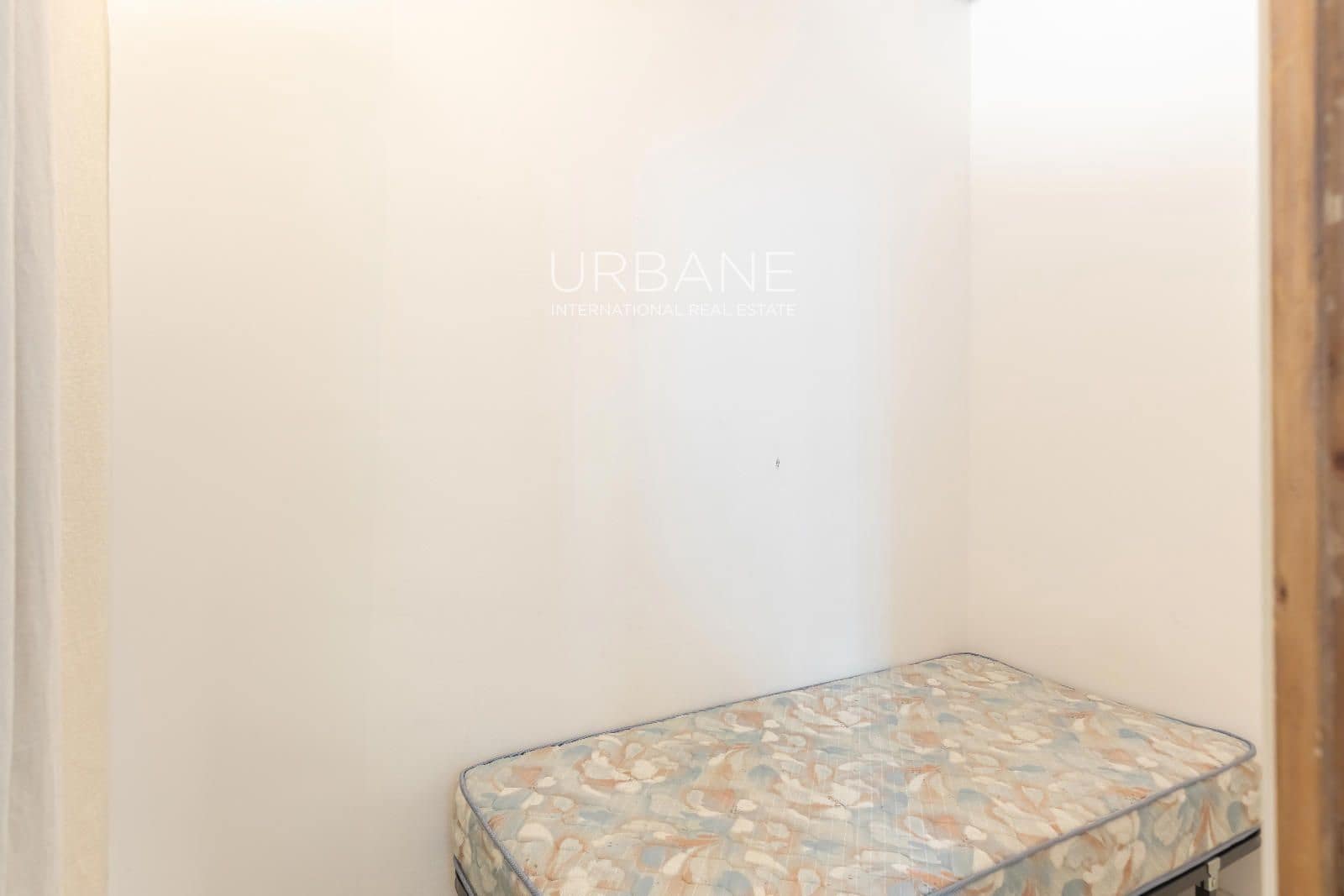 2 soveværelse Penthouse til salg i Barcelona by - € 650.000 (Ref: 10077262)