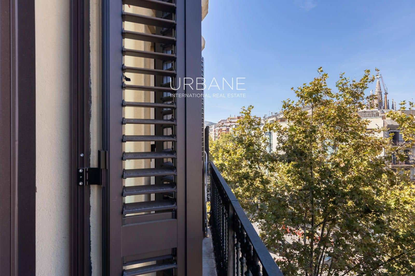 2 soveværelse Penthouse til salg i Barcelona by - € 650.000 (Ref: 10077262)