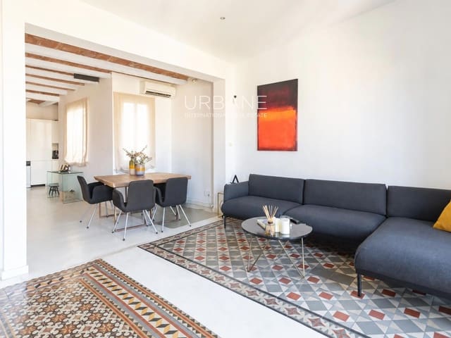 2 slaapkamer Penthouse te koop in Eixample, Barcelona stad - € 650.000 (Ref: 10077262)