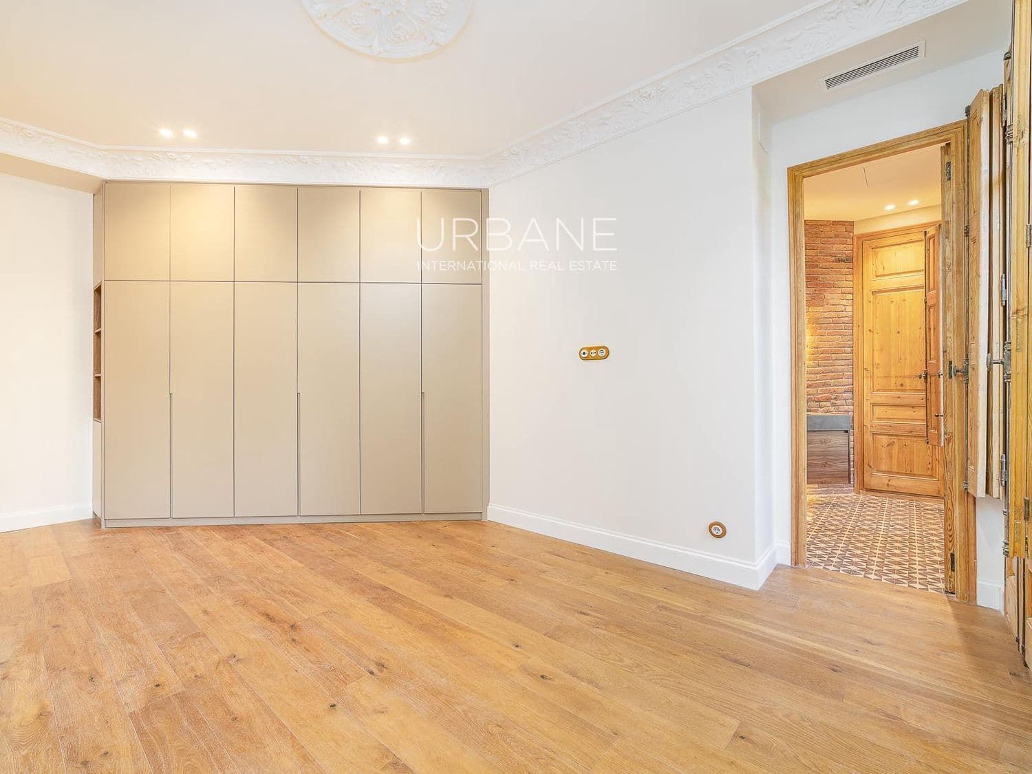 3 sypialnia Mieszkanie na sprzedaż w Miasto Barcelona - 1 285 000 € (Ref: 10081580)