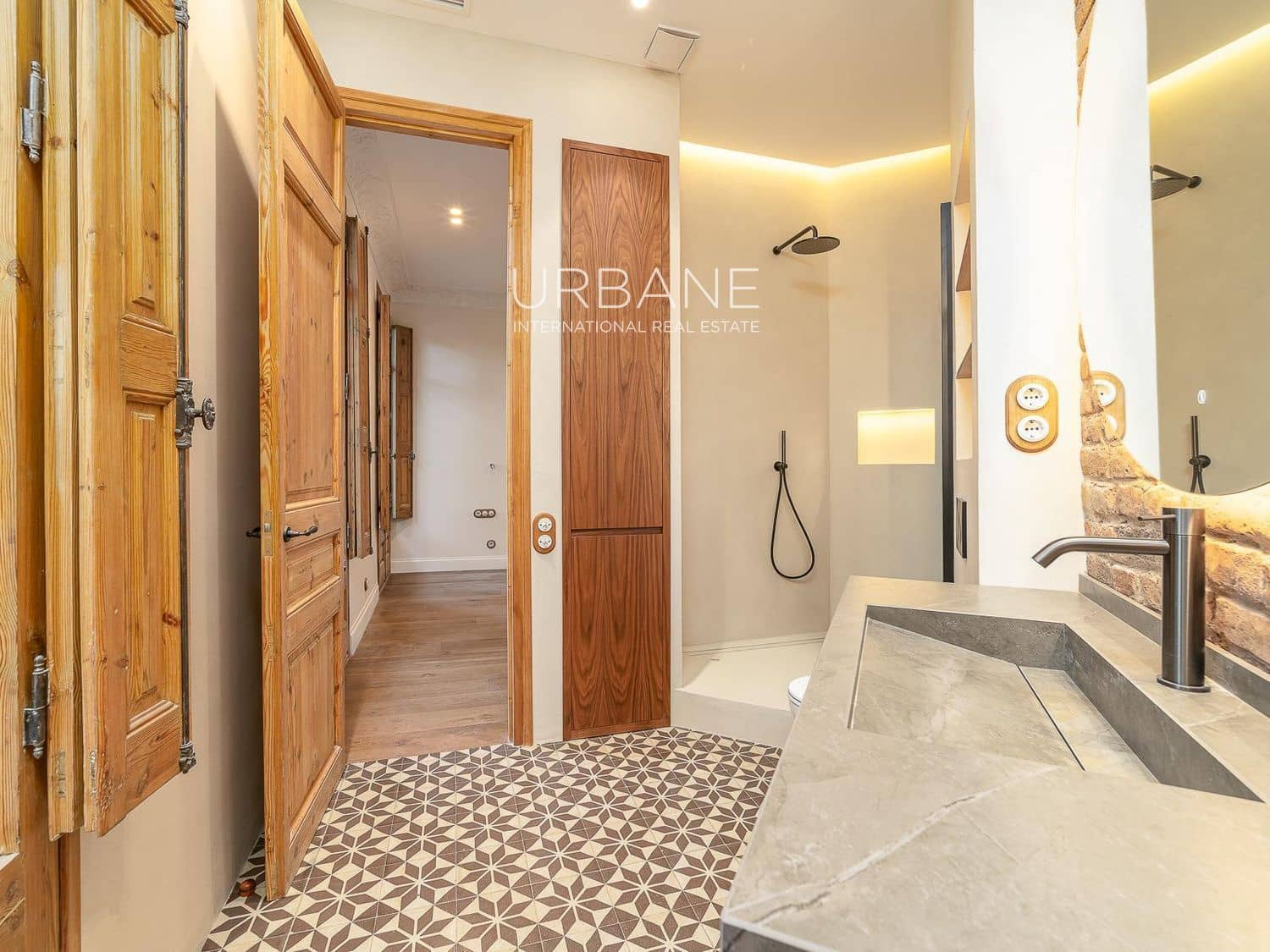 3 sypialnia Mieszkanie na sprzedaż w Miasto Barcelona - 1 285 000 € (Ref: 10081580)