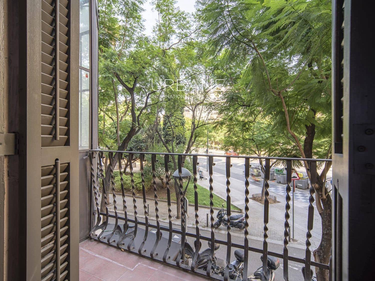 3 sypialnia Mieszkanie na sprzedaż w Miasto Barcelona - 1 285 000 € (Ref: 10081580)