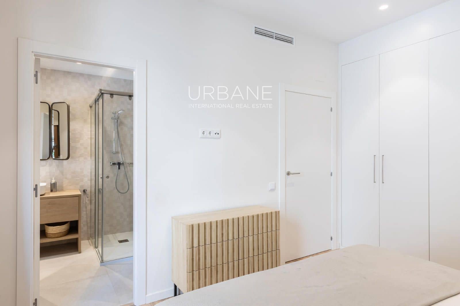 3 soverom Leilighet til salgs i Barcelona by - € 850 000 (Ref: 10095037)
