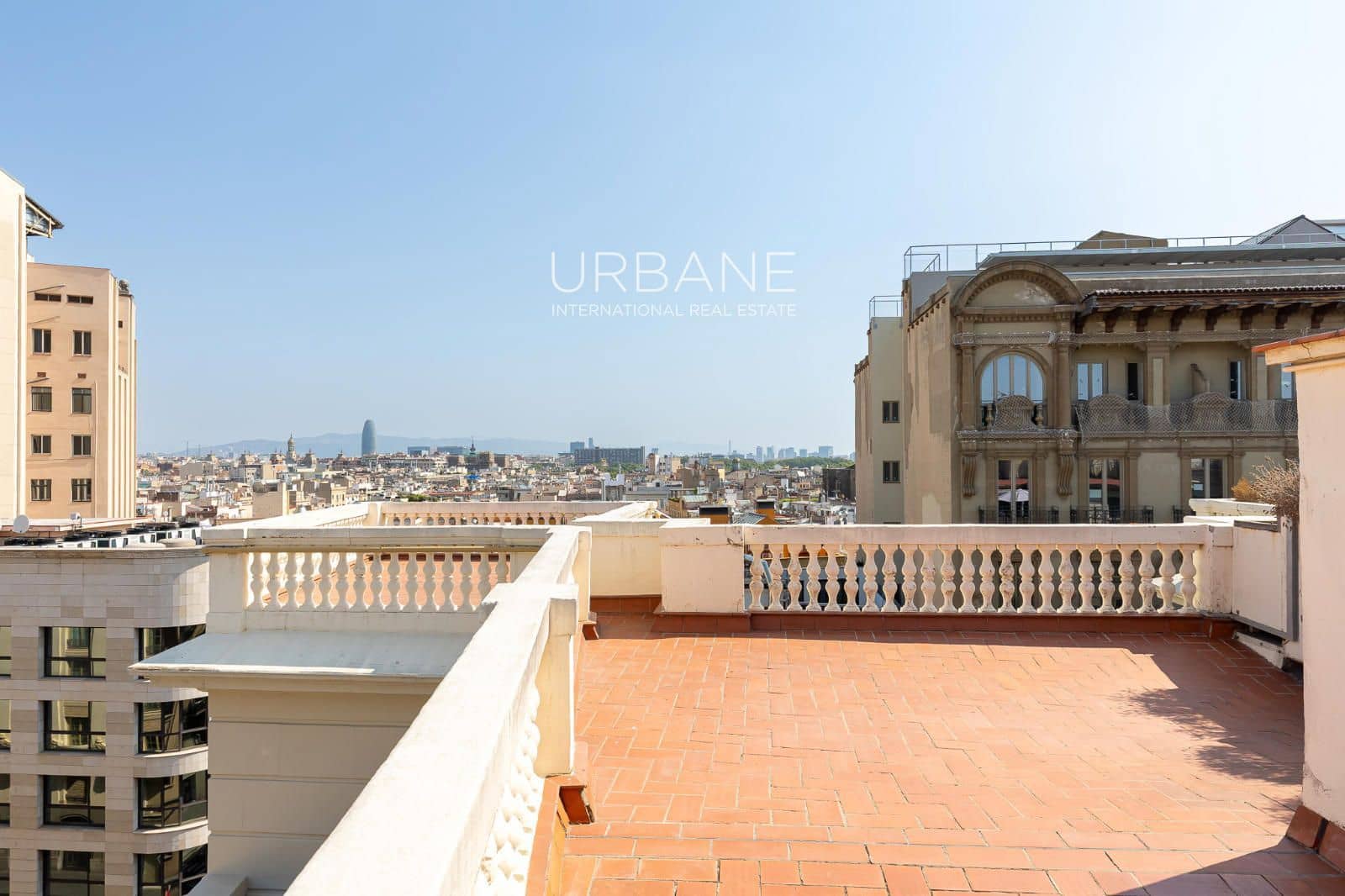 3 soverom Leilighet til salgs i Barcelona by - € 850 000 (Ref: 10095037)