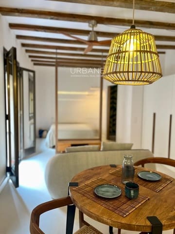 1 slaapkamer Flat te koop in Ciutat Vella, Barcelona stad - € 269.000 (Ref: 10095715)