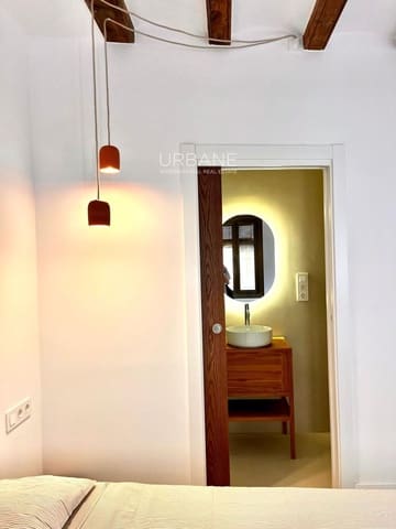 1 slaapkamer Flat te koop in Ciutat Vella, Barcelona stad - € 269.000 (Ref: 10095715)