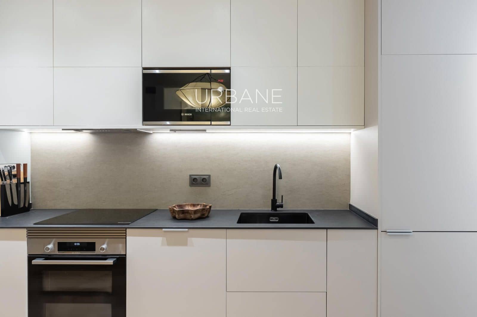 1 soveværelse Penthouse til salg i Barcelona by - € 450.000 (Ref: 10098978)