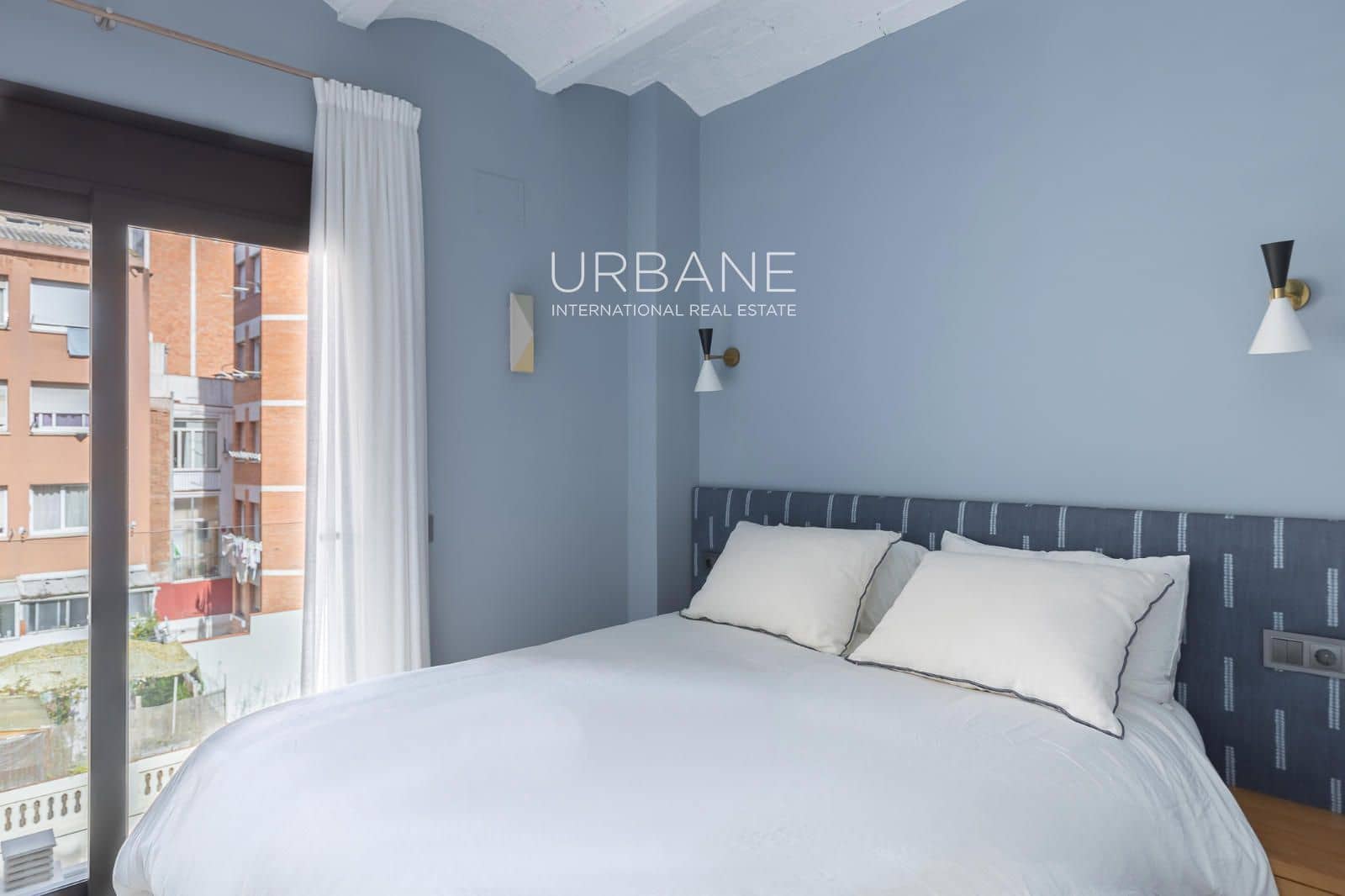 1 soveværelse Penthouse til salg i Barcelona by - € 450.000 (Ref: 10098978)