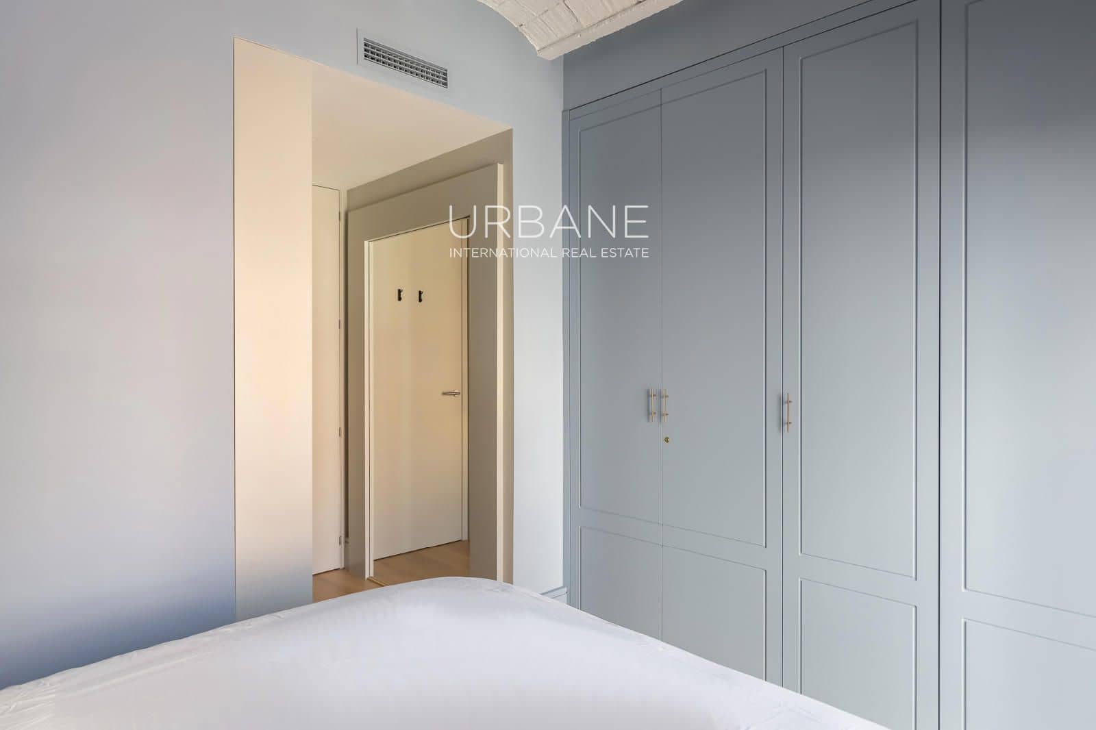 1 soveværelse Penthouse til salg i Barcelona by - € 450.000 (Ref: 10098978)