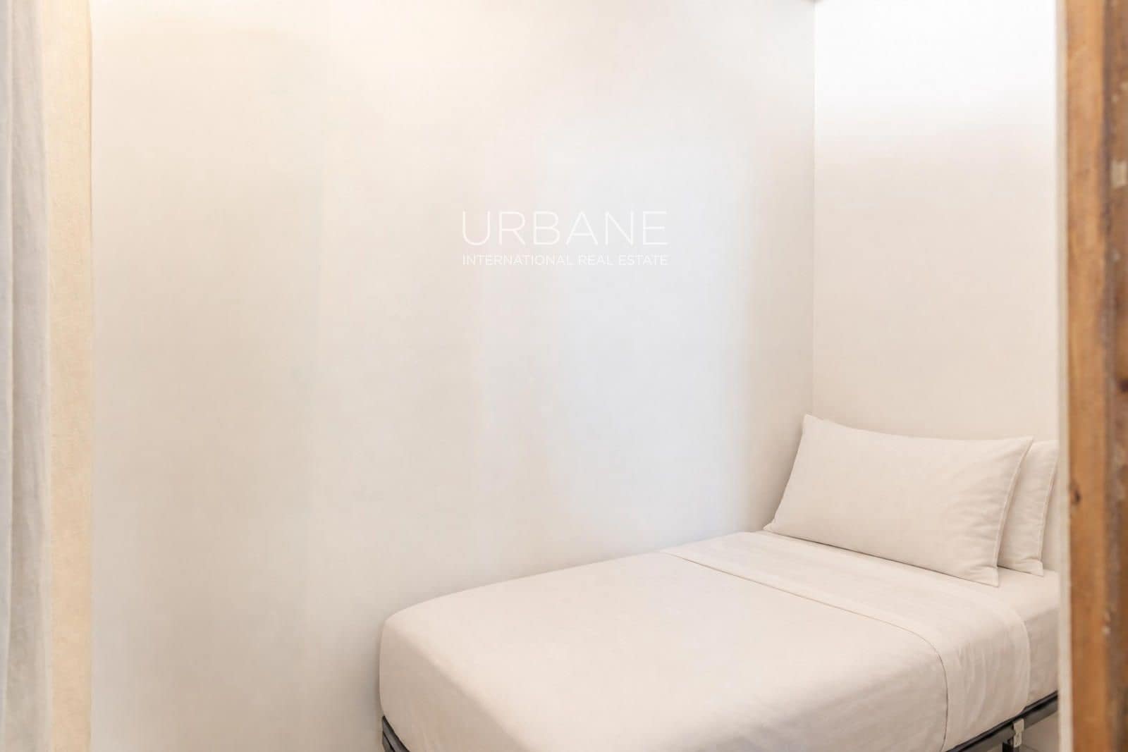 2 slaapkamer Penthouse te koop in Barcelona stad - € 650.000 (Ref: 10155872)
