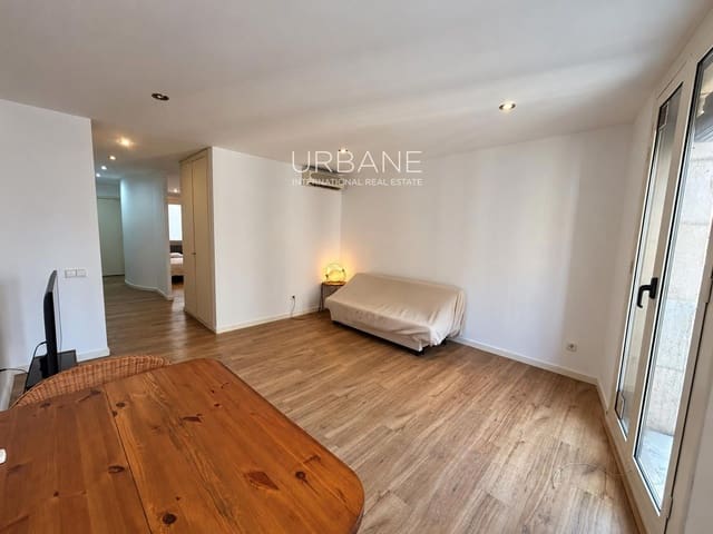 1 makuuhuone Kattohuoneisto myytävänä paikassa El Raval, Barcelona kaupunki - 240 000 € (Ref: 10155873)