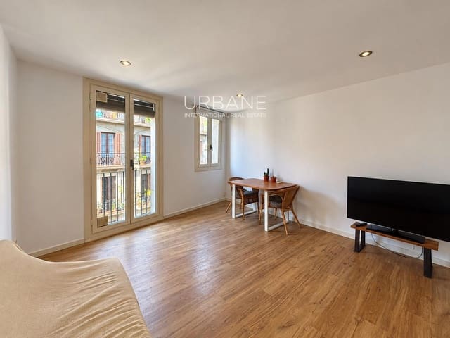 1 makuuhuone Kattohuoneisto myytävänä paikassa El Raval, Barcelona kaupunki - 240 000 € (Ref: 10155873)