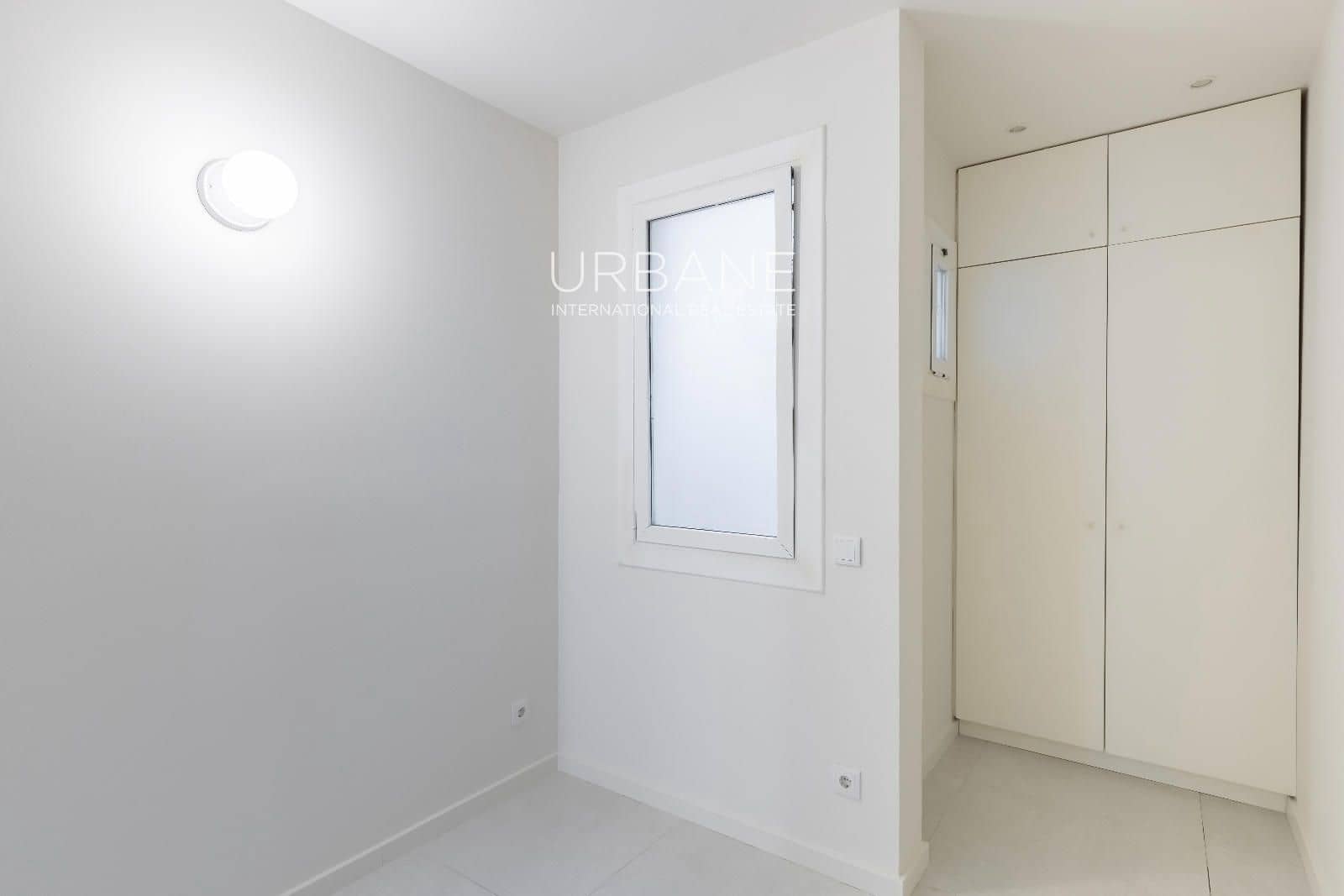 2 chambre Appartement à vendre à Barcelone ville - 240 000 € (Ref: 10156175)