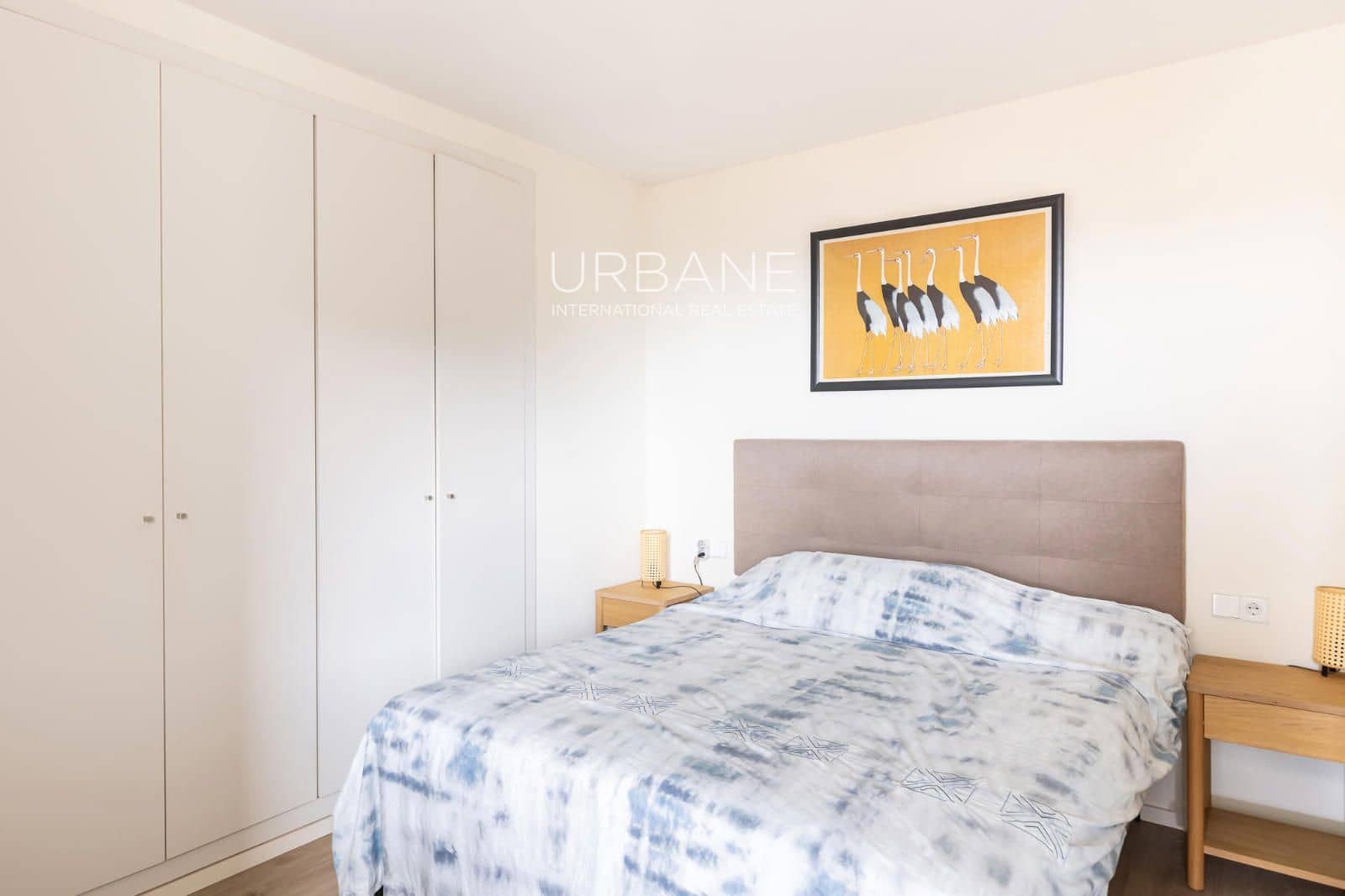 2 soverom Leilighet til salgs i Barcelona by med svømmebasseng garasje - € 849 000 (Ref: 10160782)